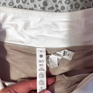 Lululemon size 4 speed up shorts 2.5 inch